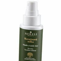 Bezoplachová mlha s keratinem pro lesk vlasů NERELI, 100 ml – detail obalu a etikety na bílém pozadí