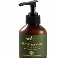Hydratační krém na ruce s kořením a santalovým dřevem NERELI, 270 ml – detail obalu a etikety na bílém pozadí
