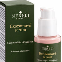 Sérum s exozomy a niacinamidem NERELI, 30 ml – detail obalu a etikety na bílém pozadí